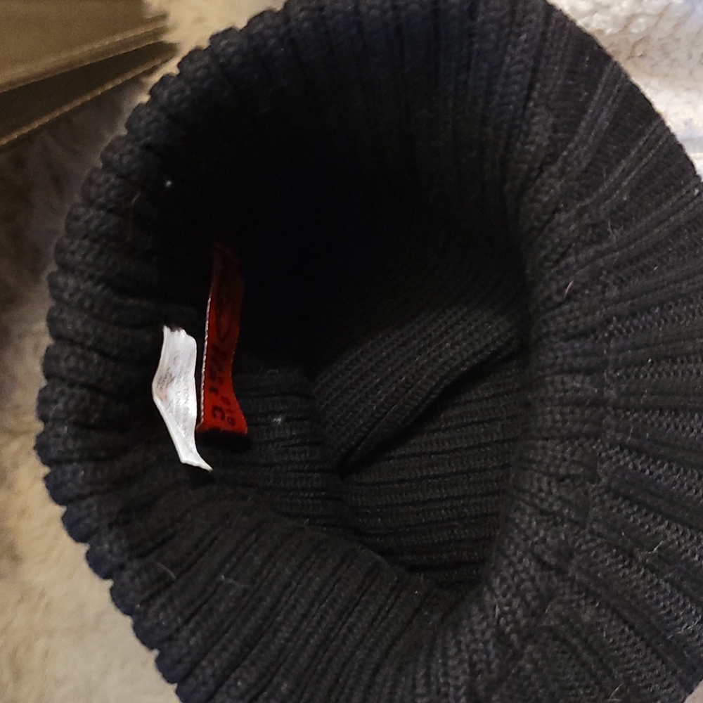 Hat - Picture 4 of 4